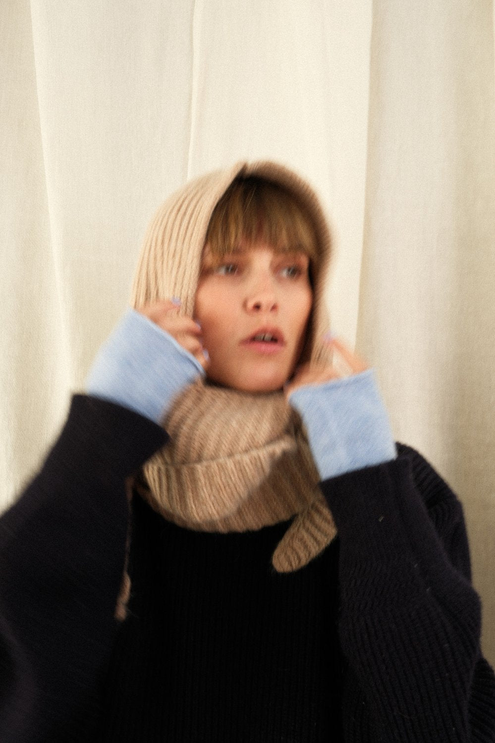 CAPUCHE  ÉCHARPE BORDEAUX