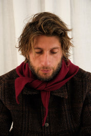 ÉCHARPE TRIANGLE BORDEAUX